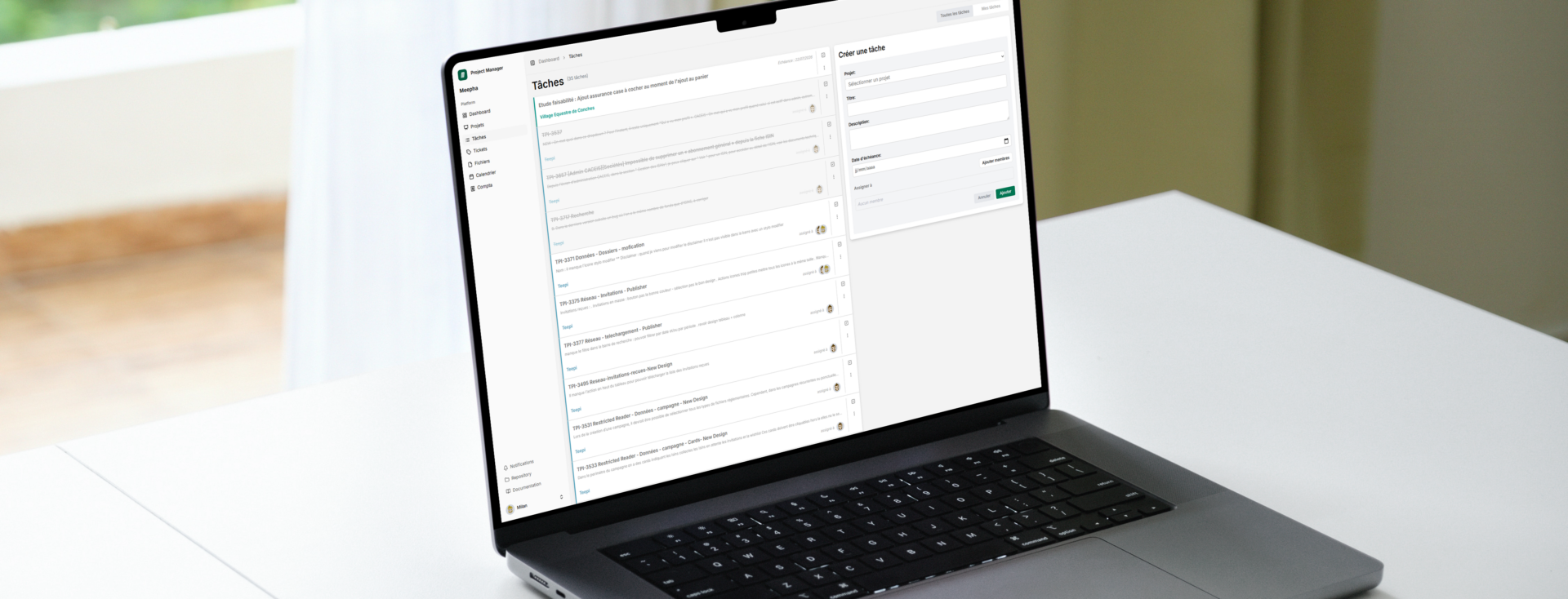 Project Manager by Meepha - Mockup Macbook 03
